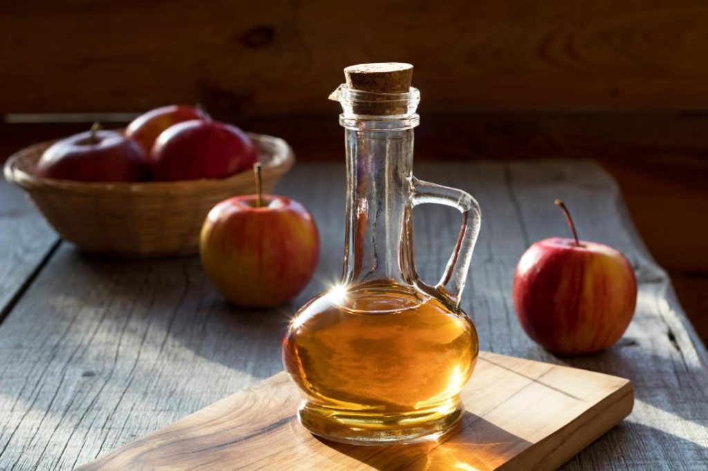 Полезен ли яблочный уксус при подагре?